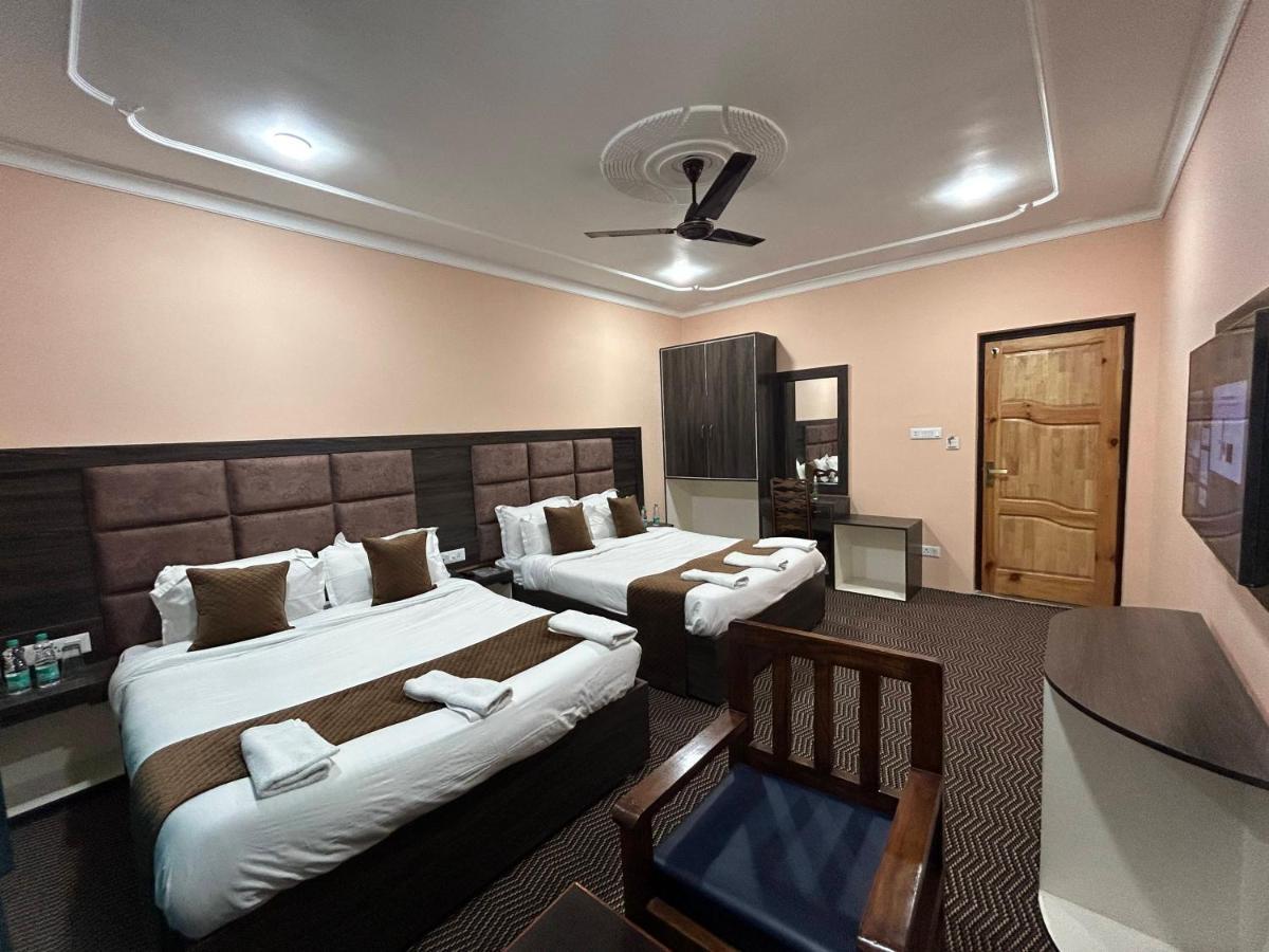 Fair Mount, Airport Road, Humhama Srinagar Hotel Exterior foto
