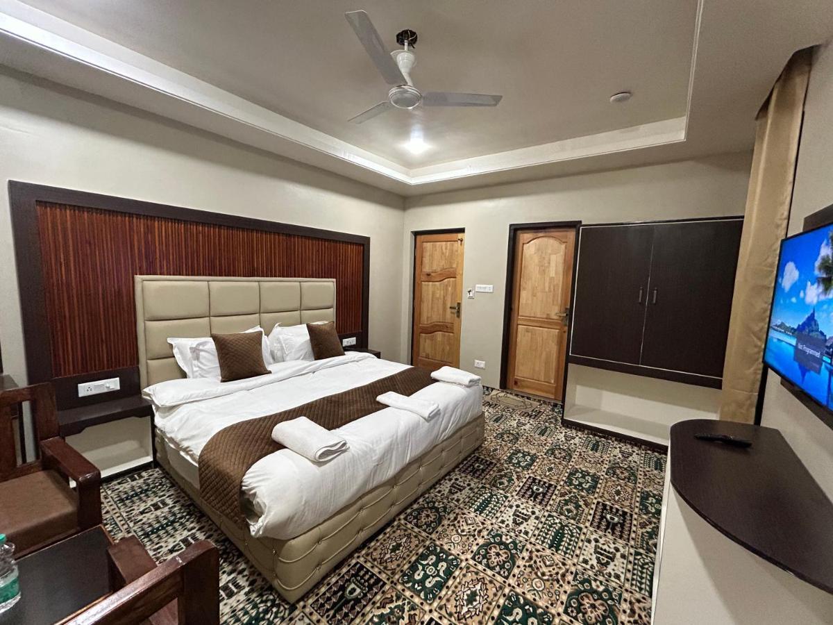 Fair Mount, Airport Road, Humhama Srinagar Hotel Cameră foto